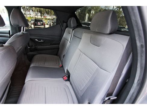 Used 2024 Hyundai Santa Cruz SE FWD image 13