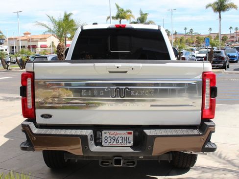 Used 2025 Ford F250 King Ranch w/ Chrome Package image 9