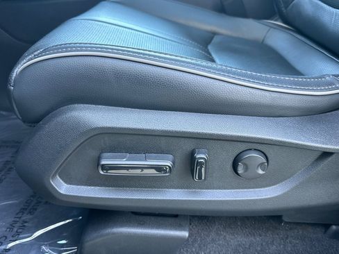 Used 2024 Honda Pilot Elite image 14