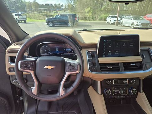 Used 2024 Chevrolet Tahoe Premier image 11