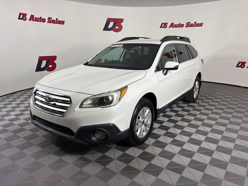 Used 2016 Subaru Outback 2.5i Premium AWD/4WD image 2