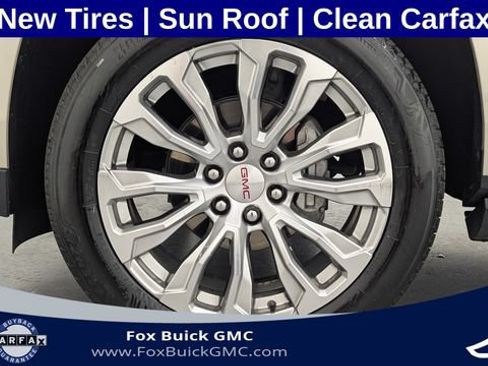 Certified 2024 GMC Yukon Denali AWD/4WD image 35