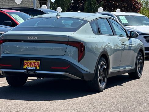 Used 2025 Kia K4 EX FWD image 4