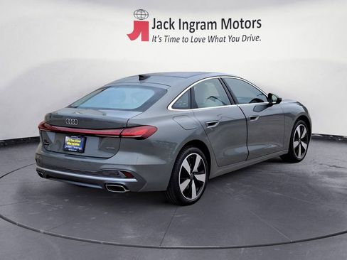 Used 2025 Audi A5 2.0T Premium Plus w/ Premium Plus AWD/4WD image 5