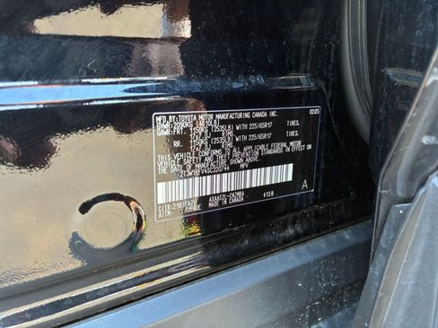 Used 2025 Toyota RAV4 XLE w/ Weather Package image 29