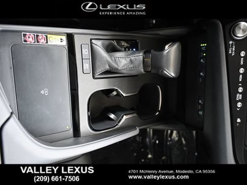 Certified 2025 Lexus ES 300h w/ Premium Package FWD image 9