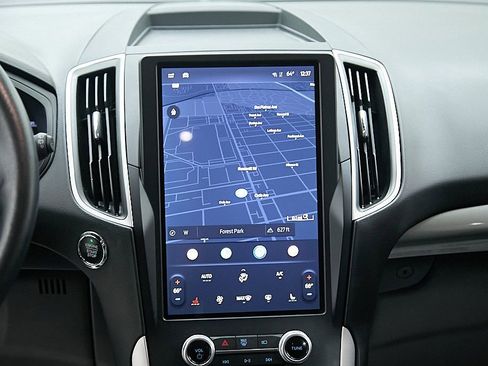 Used 2024 Ford Edge SEL image 26