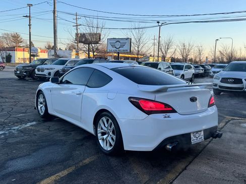 Used 2016 Hyundai Genesis 3.8 image 7