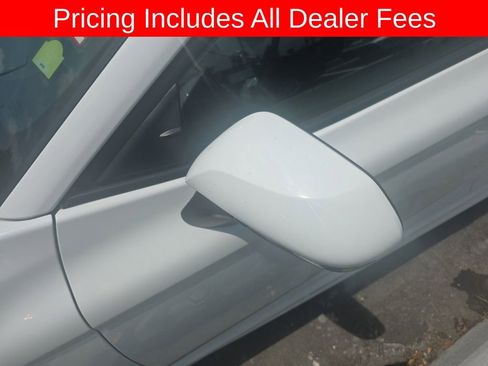 Used 2025 Toyota Camry SE FWD image 15