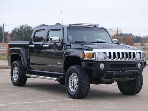 Used 2009 HUMMER H3T Alpha image 5