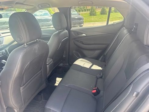 Used 2023 Buick Encore GX Preferred w/ Cold Weather Comfort Package AWD/4WD image 9