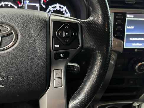 Used 2024 Toyota 4Runner SR5 Premium AWD/4WD image 20