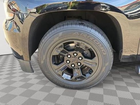 Used 2019 Chevrolet Tahoe LS AWD/4WD image 14
