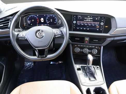 Used 2019 Volkswagen Jetta SEL image 15