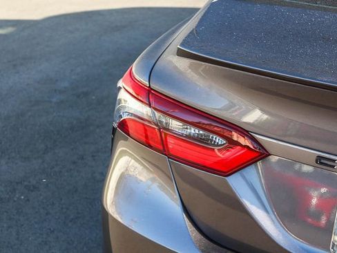 Used 2023 Toyota Camry SE w/ Convenience Package image 8