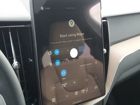 New 2026 Volvo XC60 B5 Plus w/ Protection Package Premier image 14