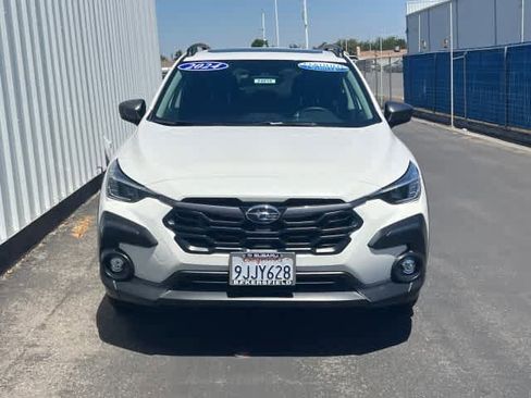 Used 2024 Subaru Crosstrek 2.5i Limited w/ Crosstrek Mirror Package AWD/4WD image 2