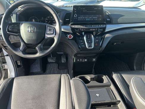 Certified 2025 Honda Odyssey Touring image 20