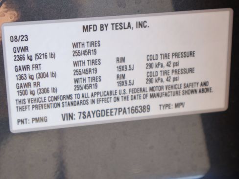 Used 2023 Tesla Model Y Long Range AWD/4WD image 29