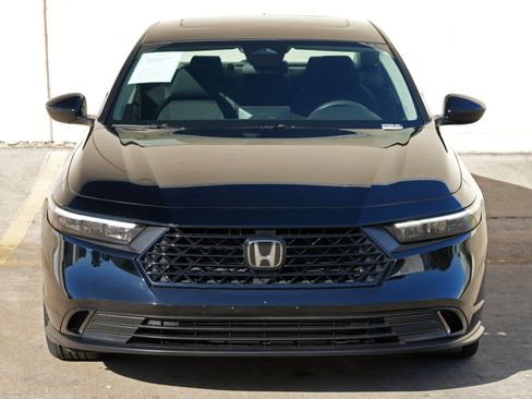 Used 2025 Honda Accord SE image 40