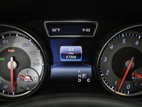 Used 2016 Mercedes-Benz GLA 250 4MATIC image 11