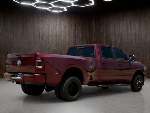 Used 2020 RAM 3500 Lone Star w/ Level 2 Equipment Group AWD/4WD image 2