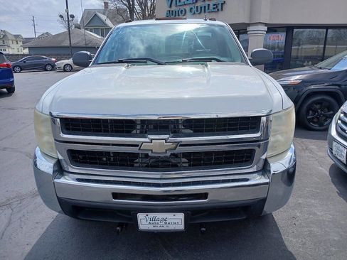 Used 2008 Chevrolet Silverado 2500 W/T w/ Snow Plow Prep Package image 7