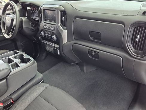 Used 2022 Chevrolet Silverado 1500 Custom image 14
