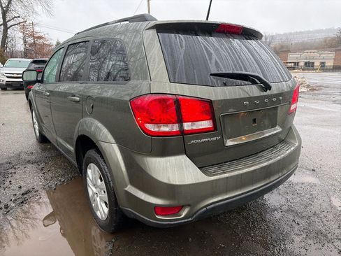 Used 2019 Dodge Journey SE image 5