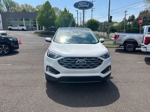 Certified 2023 Ford Edge Titanium AWD/4WD image 2