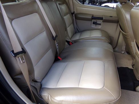 Used 2004 Ford Explorer Sport Trac XLT image 43