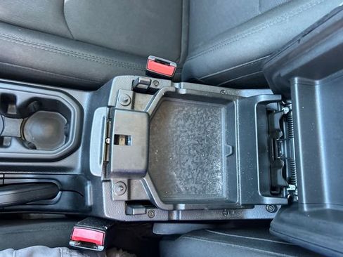 Used 2021 Jeep Wrangler Unlimited Sport image 19