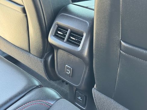 Used 2024 Chevrolet Equinox RS FWD image 22