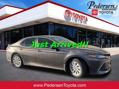 Used 2024 Toyota Camry LE image 1