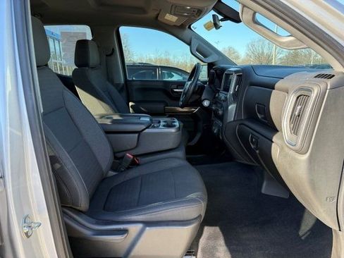 Used 2020 Chevrolet Silverado 1500 LT image 24