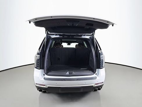 New 2026 Chevrolet Tahoe High Country AWD/4WD image 23