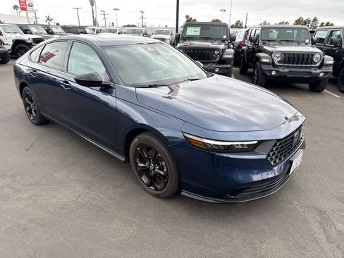 Used 2025 Honda Accord SE image 7