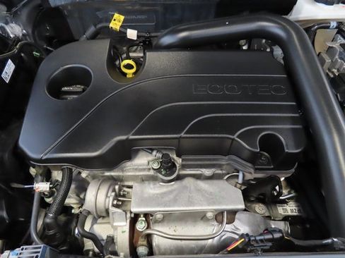 Used 2024 Chevrolet Equinox LT image 37