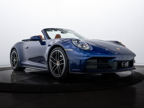 New 2026 Porsche 911 Carrera 4S image 9