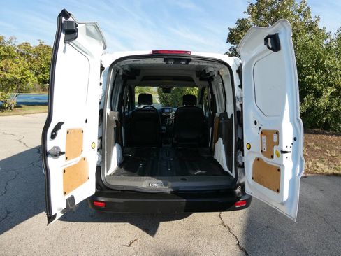 Used 2023 Ford Transit Connect XL image 19