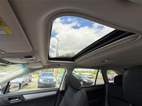 Used 2019 Subaru Outback 2.5i Premium w/ Protection Package #1 AWD/4WD image 21