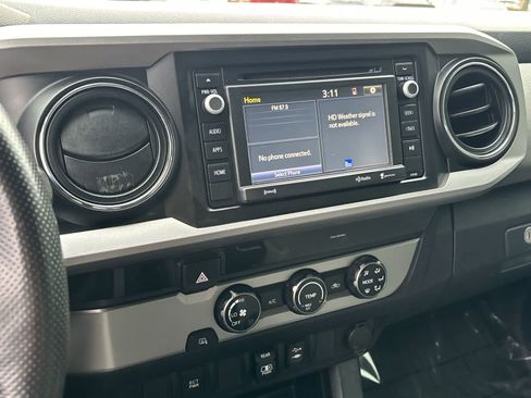 Used 2018 Toyota Tacoma SR5 image 23