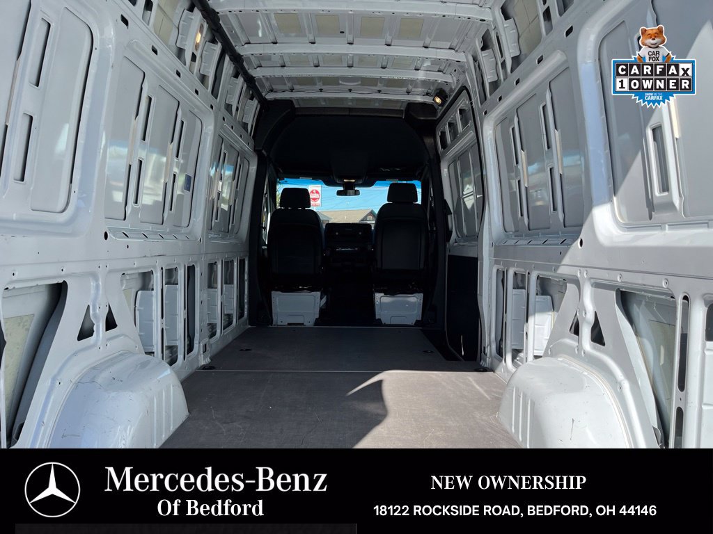 Used 2025 Mercedes-Benz Sprinter 2500 image 16
