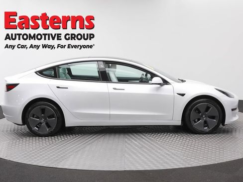 Used 2023 Tesla Model 3 Standard Range RWD image 4