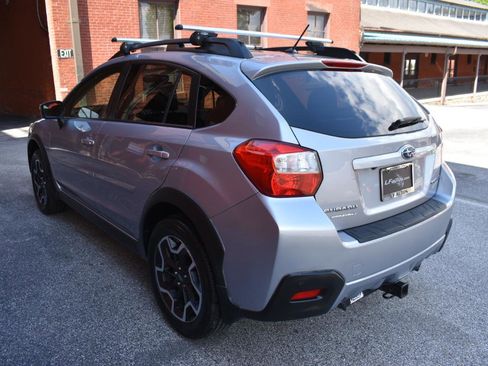 Used 2017 Subaru Crosstrek 2.0i Premium AWD/4WD image 5