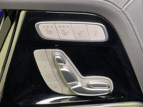 Used 2025 Mercedes-Benz G 63 AMG 4MATIC image 33