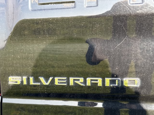 Used 2021 Chevrolet Silverado 1500 RST AWD/4WD image 16