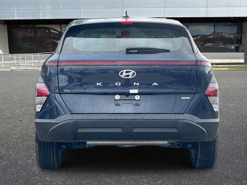 New 2026 Hyundai Kona SE AWD/4WD image 8