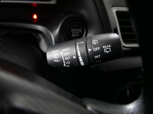 Used 2014 MAZDA MAZDA3 i Sport image 30