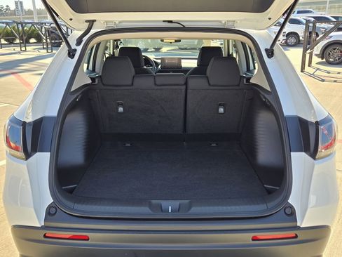 Certified 2025 Honda HR-V LX image 12